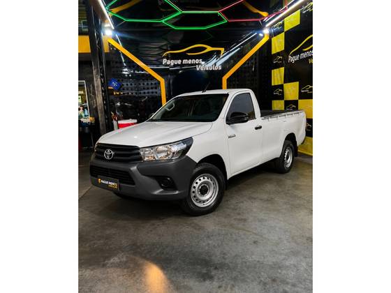 TOYOTA HILUX 2.8 D-4D TURBO DIESEL CS 4X4 AUTOMÁTICO TOYOTA HILUX 2.8 D-4D TURBO DIESEL CS 4X4 AUTOMÁTICO
